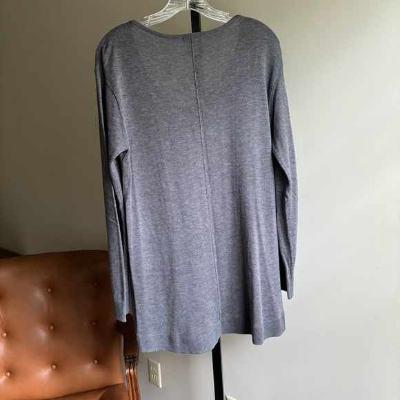 H&M Women’s Sweater Lightweight - Picture 5 of 7